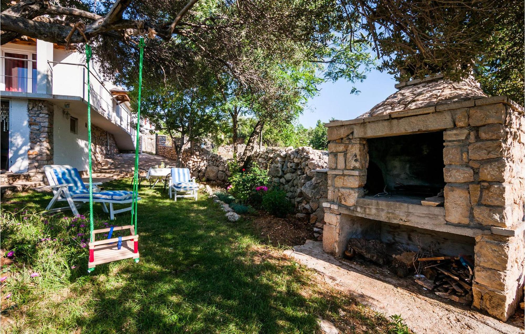 Nice Apartment In Vinjerac With Kitchen Exterior foto